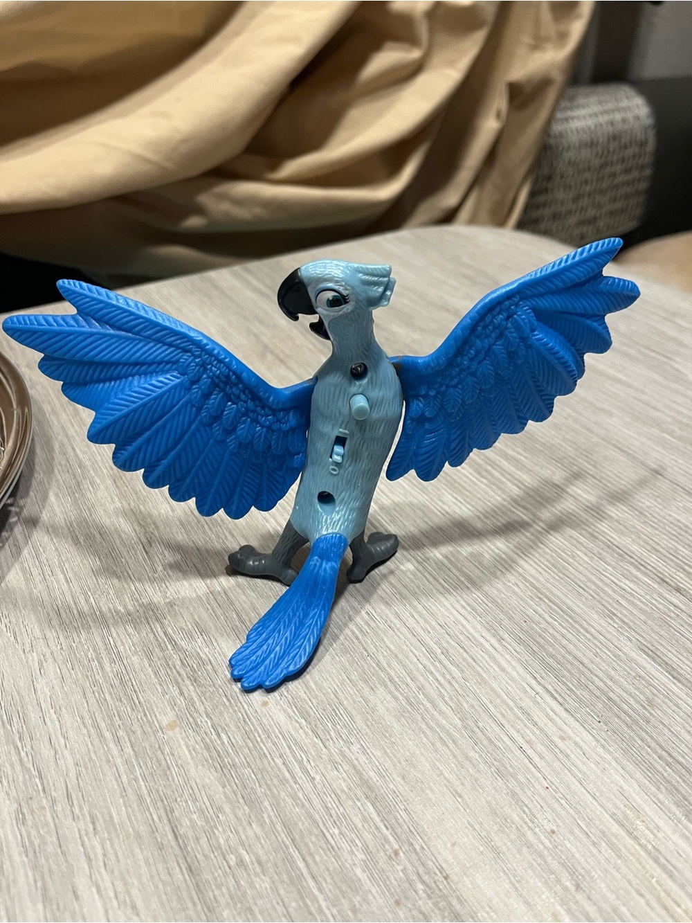 Mc Donalds Happy Meal Toys from Movie 2011 Rio 8” Wingspan 4” Tall